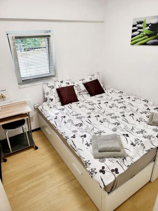 R.i.s.-rest In Siska Duplex